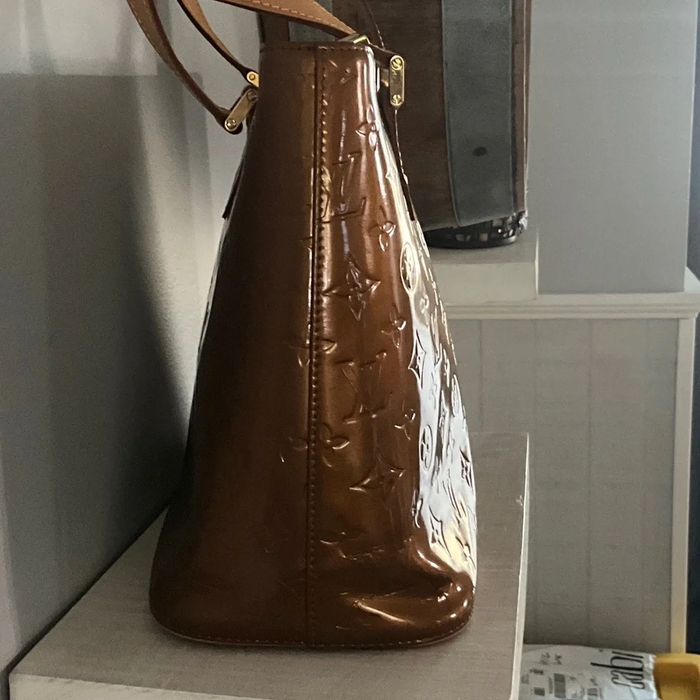 Louis Vuitton Houston Tote Bronze Leather
Monogram Vernis - Picture 3 of 10